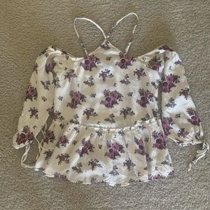 American eagle women’s top